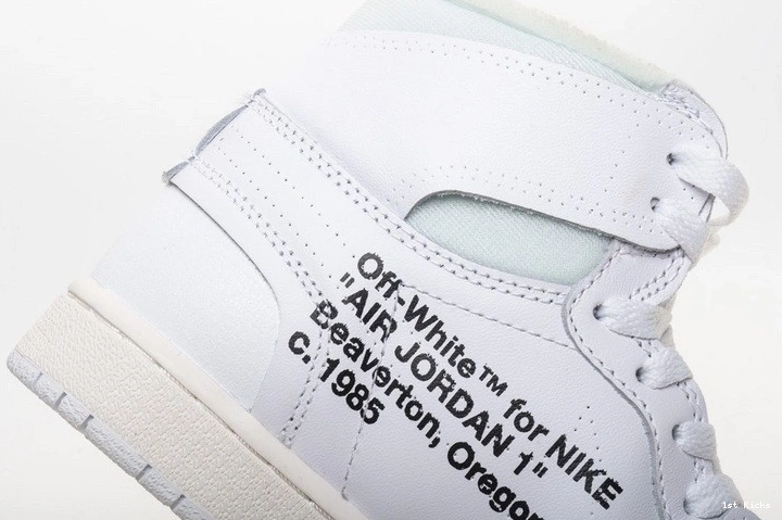 retro NIKE White Air  high 1 AQ0818-100 OWT Jordan 1221